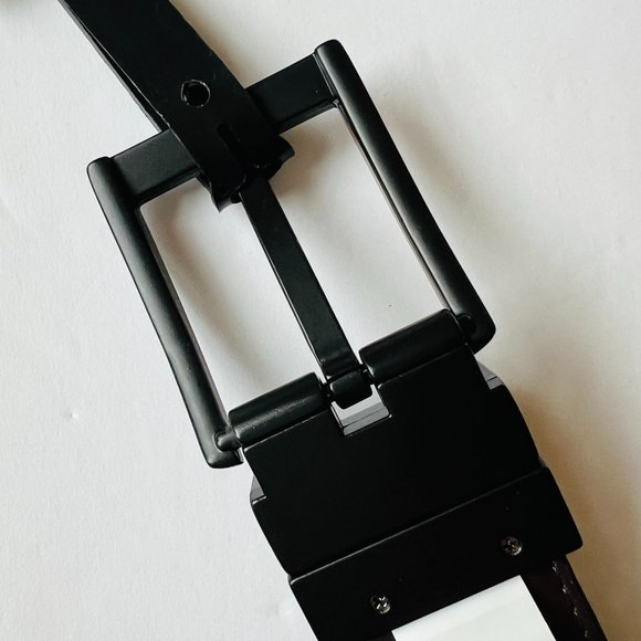 GUESS Men's Reversible Belt NWT Size L 38-40 - Picture 3 of 7
